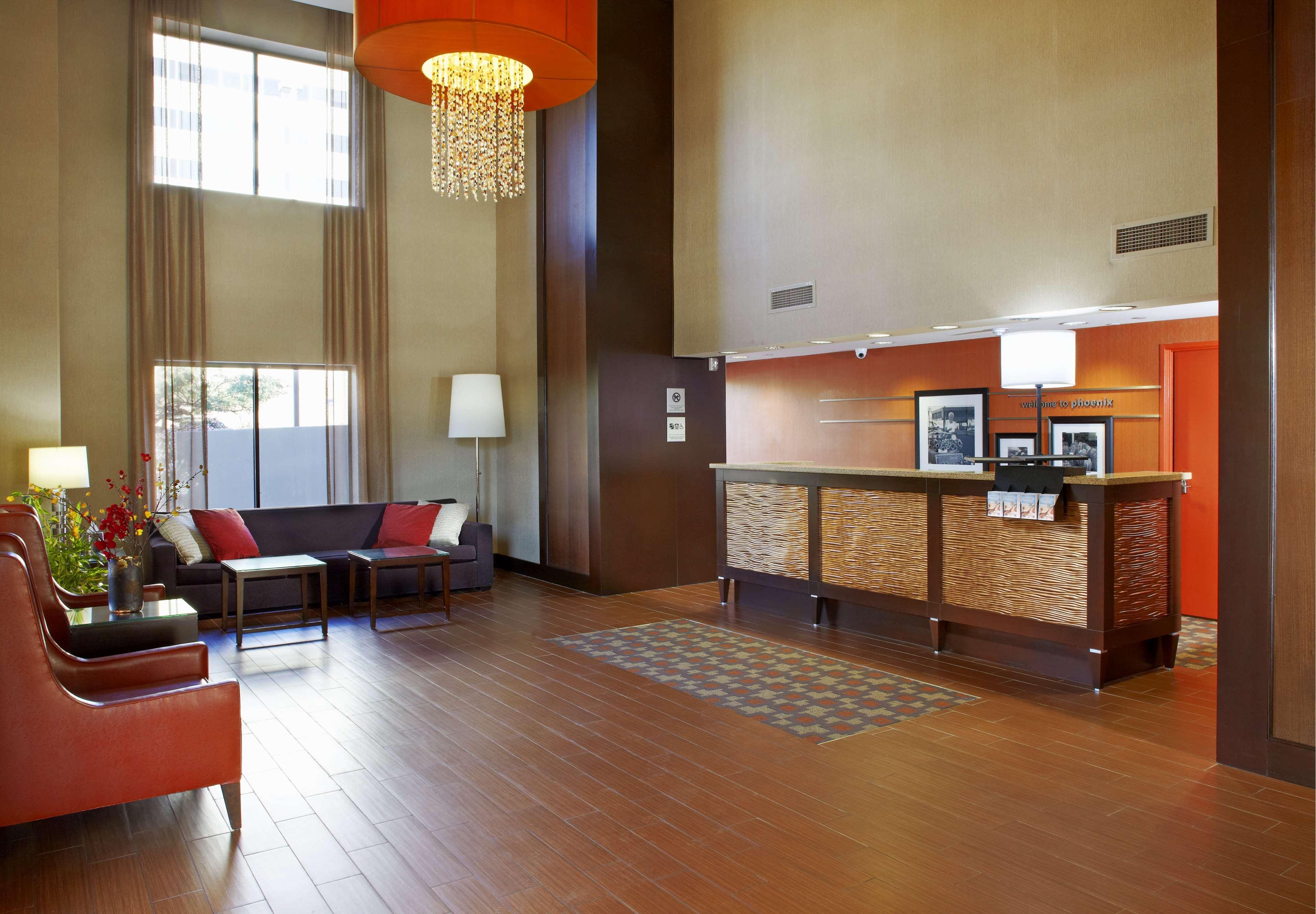 Hampton Inn Phoenix - Biltmore Eksteriør bilde