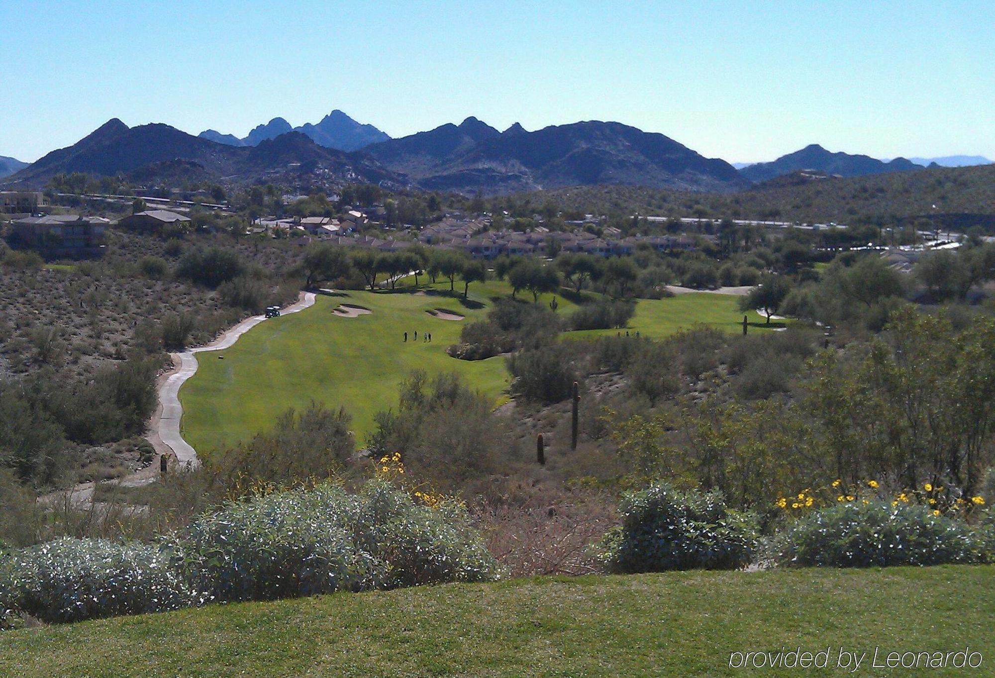 Hampton Inn Phoenix - Biltmore Eksteriør bilde